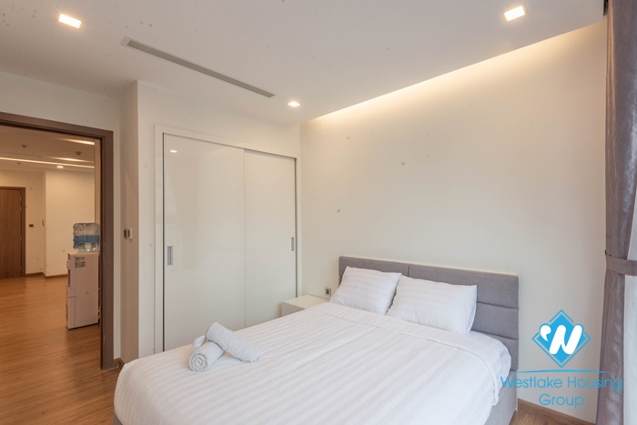 A beautiful and modern 4 bedroom apartment for rent in Metropolis, Ba dinh